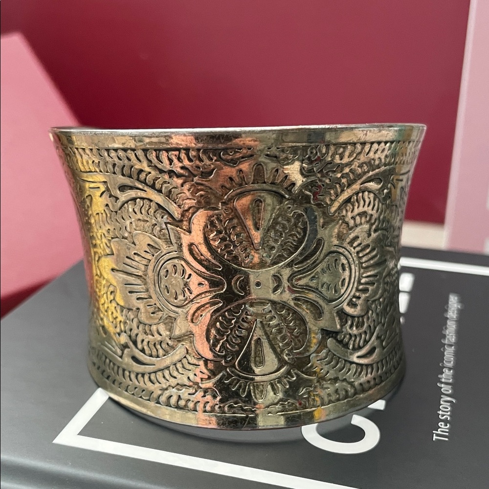 Intricately Designed Silver Decorative Cuff Brace… - image 1